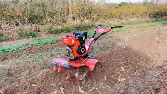 4KW 4 Wheel Drive Garden Tiller Cultivator con larghezza regolabile 15-35cm
