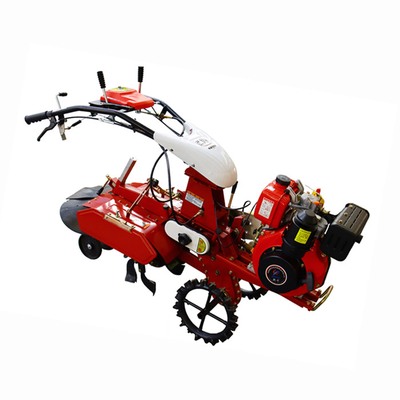 La raccolta del terreno, che consente di risparmiare lavoro, implementa un power cultivator con trasmissione di ingranaggi