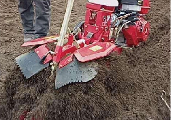 Agricoltura ventilata Tiller rotativo a benzina da 4,05 kW con funzionalità di struttura del telaio
