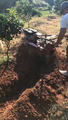 70 cm di larghezza di lavoro Motore a benzina a quattro ruote motrici