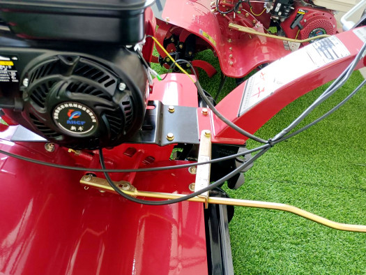 4KW Motore a benzina Mini coltivatore per lavoro agricolo Velocità 4KM/h Mini attrezzature agricole